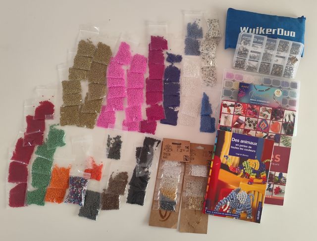 Lote de mostacillas para Bisutería