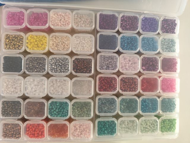 Lote de mostacillas para Bisutería