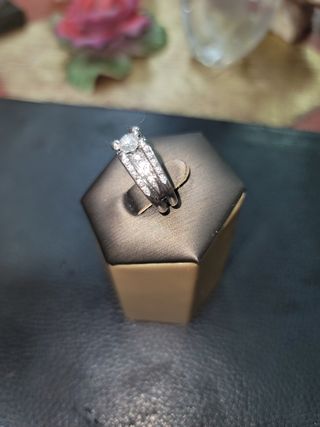 Sortija Oro Blanco y Brillantes