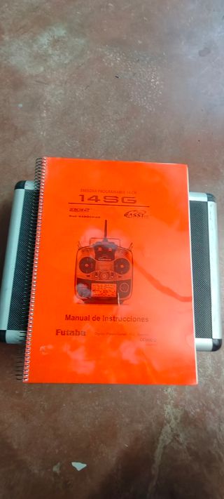 Futaba 14SG FASSTest 2.4GHz + Receptor