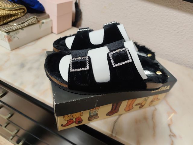 Chanclas Emma Pelo Negro