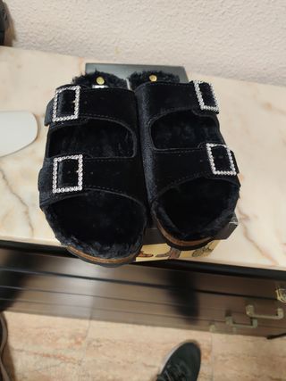Chanclas Emma Pelo Negro