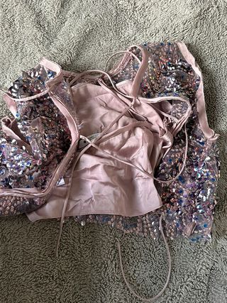 Top blusa lentejuelas rosa lazada espalda