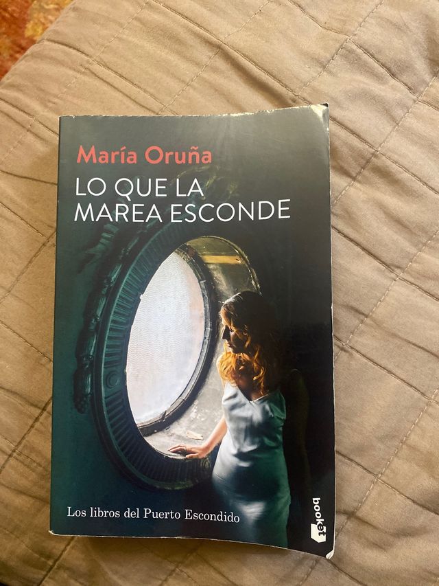 Lo que la marea esconde: Los libros del Puerto ...