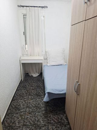 Habitación en alquiler (solo para chicas)
