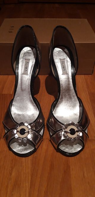 Zapatos ALIMA plateados talla 40