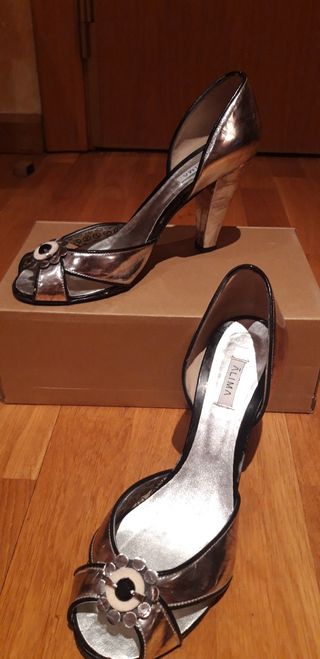 Zapatos ALIMA plateados talla 40