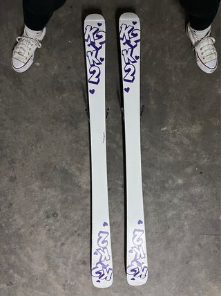 Esquís K2 para niña miden 139cm