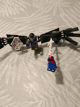 Lego Spiderman con Vulture