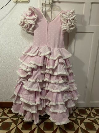 Vestido de flamenca rosa y blanco