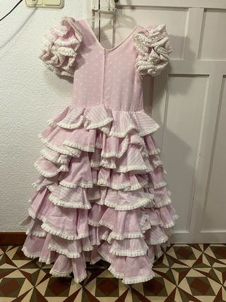 Vestido de flamenca rosa y blanco