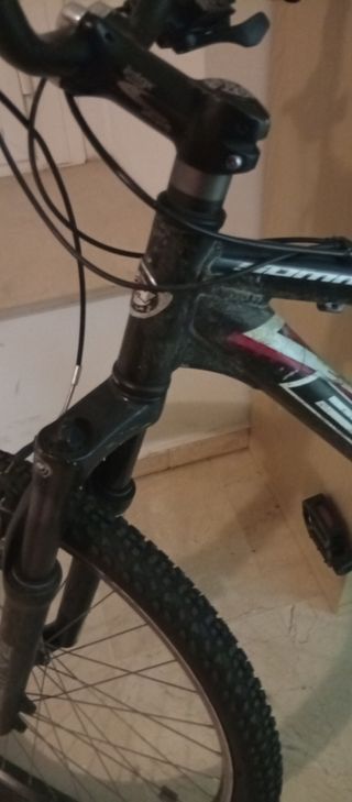 Bicicleta BH MC5
