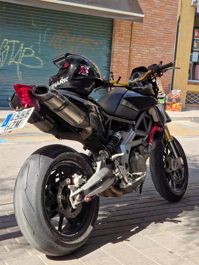 Moto Aprilia Dorsoduro 750 2008