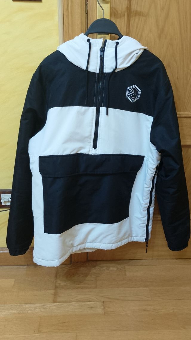 Cazadora Juvenil talla M completamente nueva