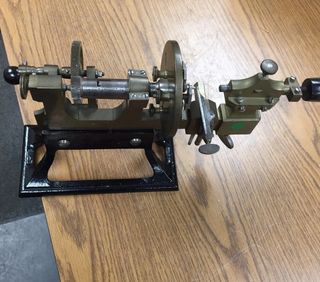 PIEZA TORNO RELOJERO