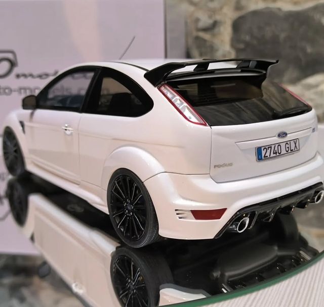 Ford Focus RS Mk2 2009,  Blanco