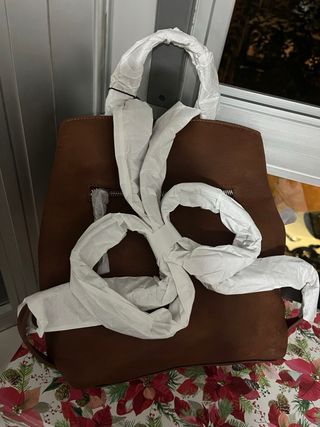 Mochila Desigual marrón bordada