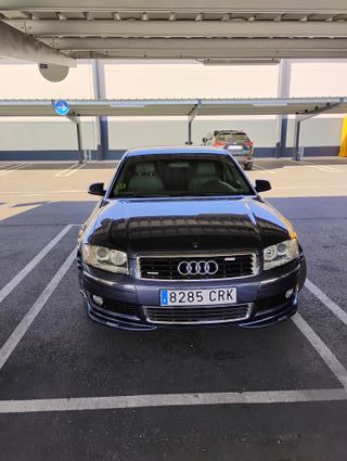 Audi A8 2004