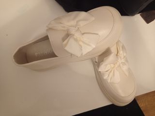 Zapatos niña lazo blanco