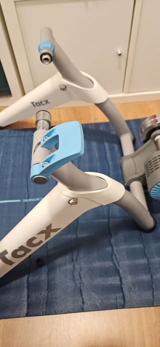 Rodillo Tacx Flow Smart - Usado