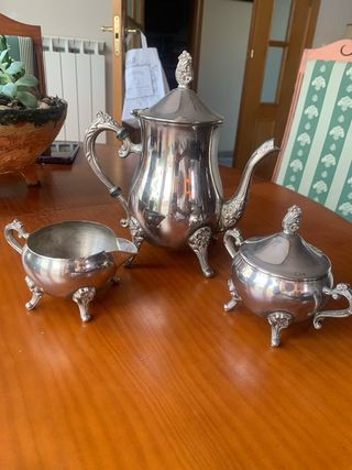 Conjunto café vintage plateado