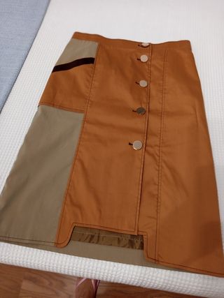 Falda Sahoco Talla M Tela gabardina, tendencia 