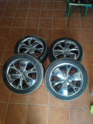 Llantas
