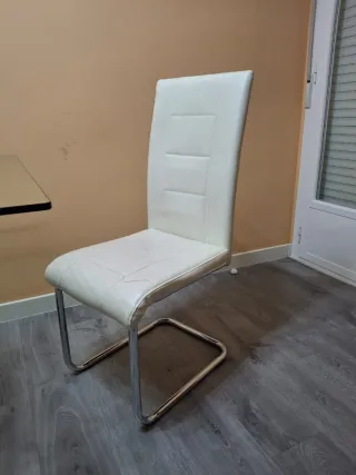 Mesa comedor de cristal, diseño moderno y 8 sillas