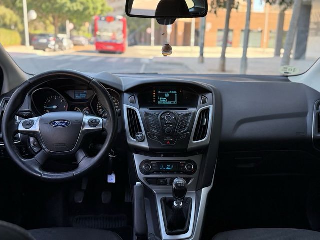 ✅ FORD FOCUS 1.6 TDCi 115CV SEDAN AÑO 2015