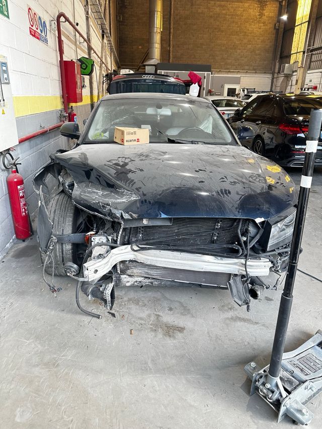 se vende despiece Audi A5 3.0 TDI QUATRO 240cv.