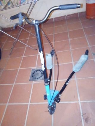 Patinete 3 ruedas azul
Negociable 