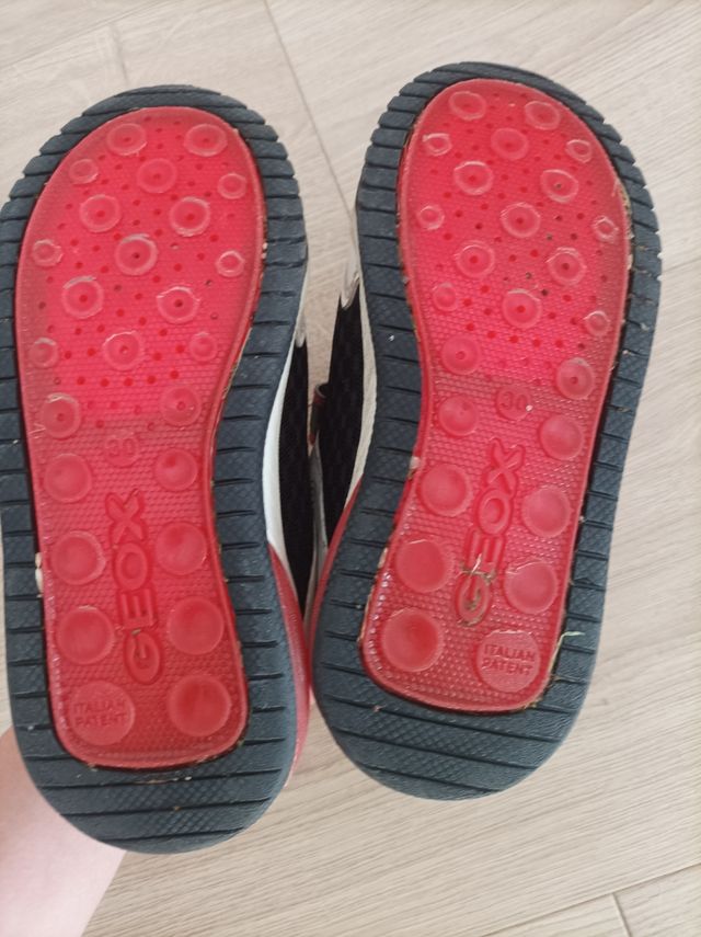 Sneakers da bambino Geox taglia 30