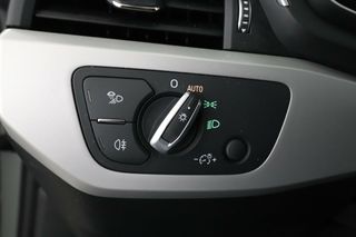 Audi A4 35 TDI S line MHEV