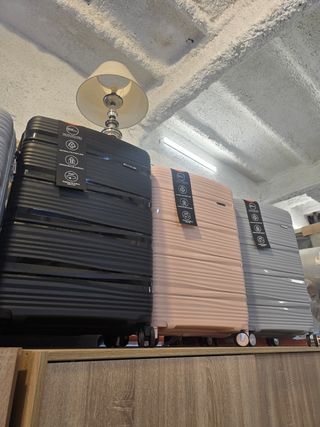 Maleta de viaje 4 ruedas