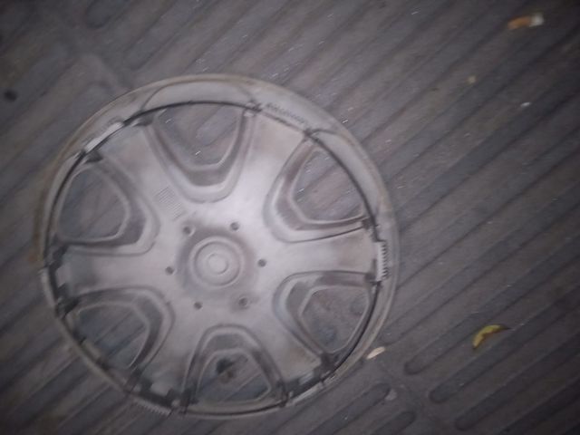 Tapacubos Ford Ka (2 unidades)