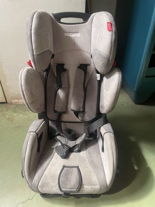 Silla de coche RECARO para niños (9kg+)