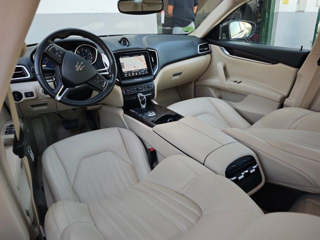 Maserati Ghibli 350CV NACIONAL IMPOLUTO