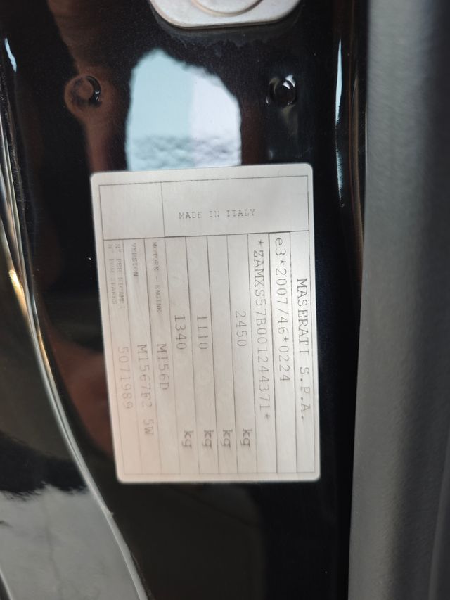 Maserati Ghibli 350CV NACIONAL IMPOLUTO