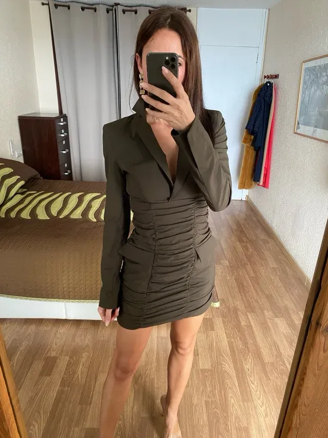 Vestido blazer drapeado verde militar khaki Zara