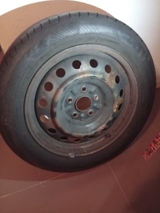 4 Ruedas Goodyear Casi Nuevas.205..55..R16

