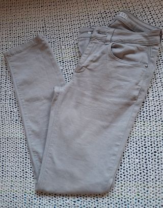 Pantalón Zara gris 