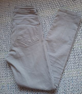 Pantalón Zara gris 