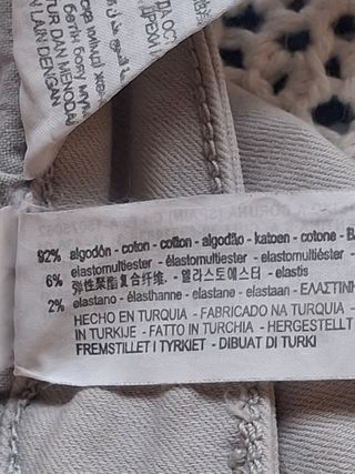 Pantalón Zara gris 