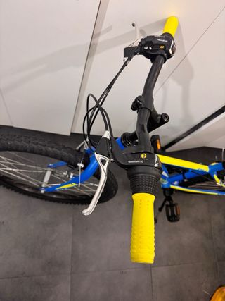 BH California 24 Bicicleta Infantil Azul