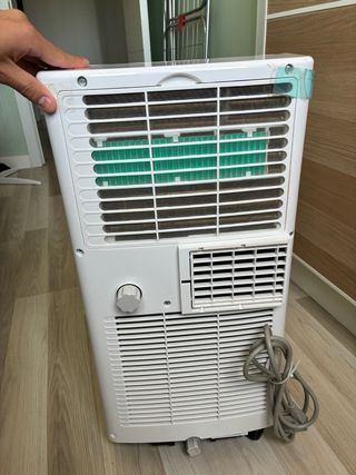 Aire Acondicionado Portátil Comfee 5000BTU/1200Fr