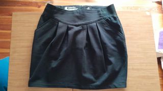 Falda Negra Stradivarius Talla S
