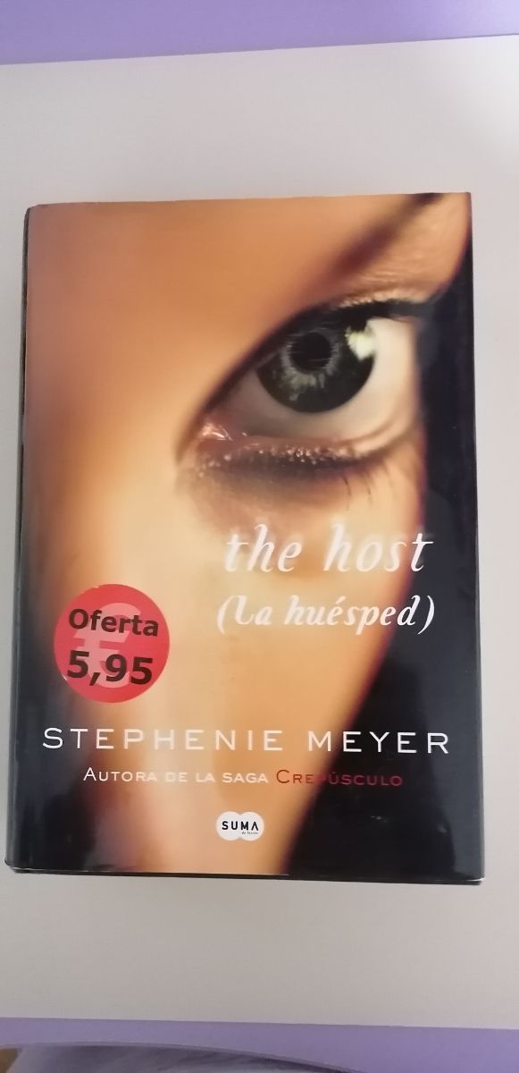 The host( la huésped)