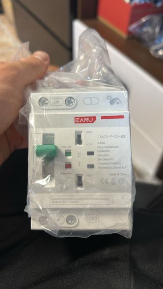 Interruptor de transferencia EARU EAATS-F-CS-63
