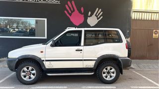 Nissan Terrano II 1996