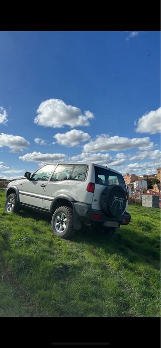 Nissan Terrano II 1996